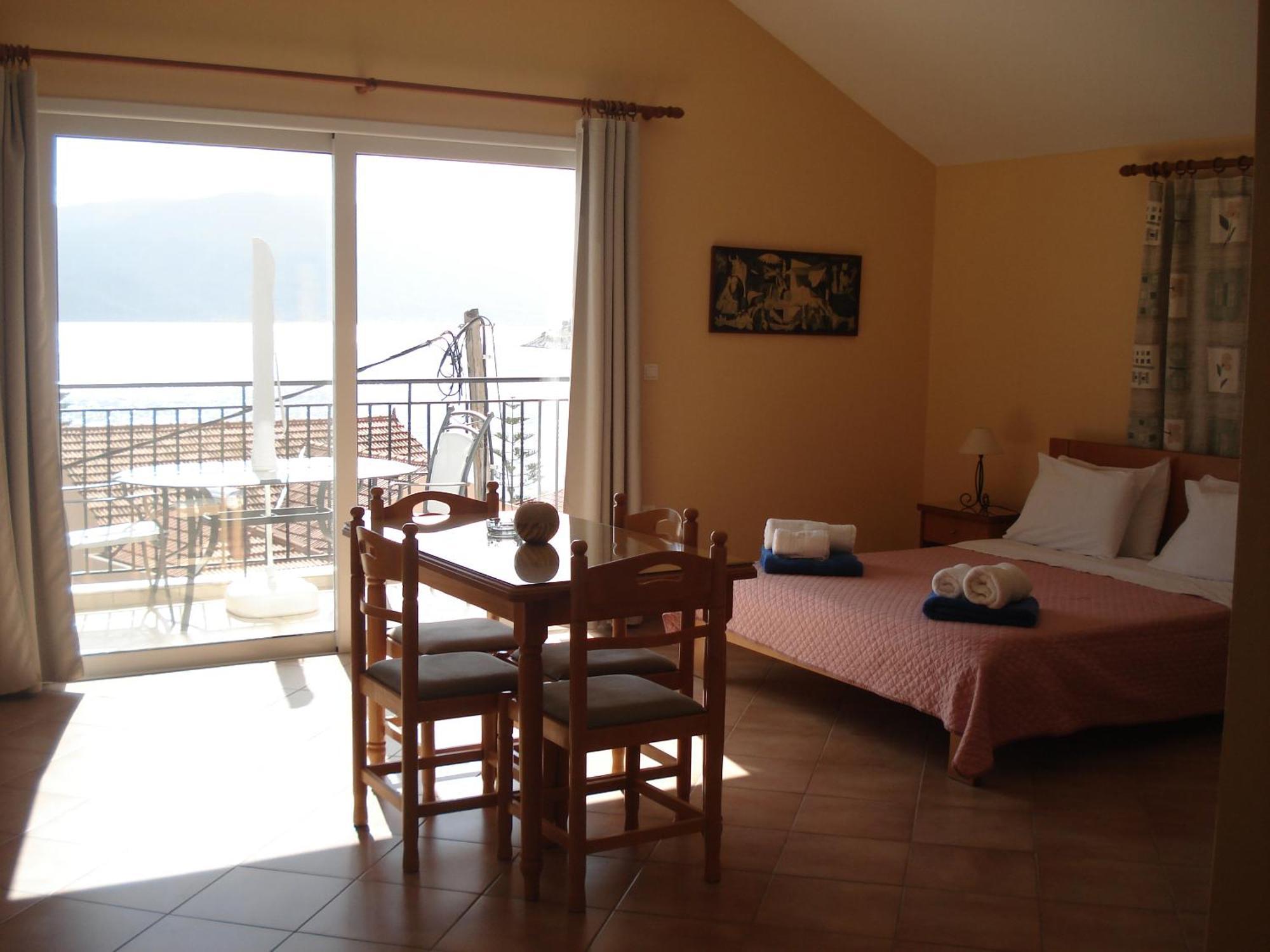 Mema'S Apartment Agia Efimia Exterior photo