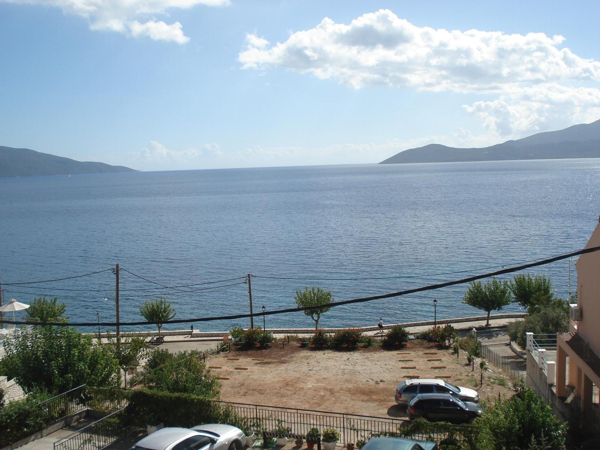 Mema'S Apartment Agia Efimia Exterior photo
